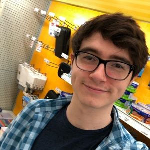 Meet your Posher, Caleb